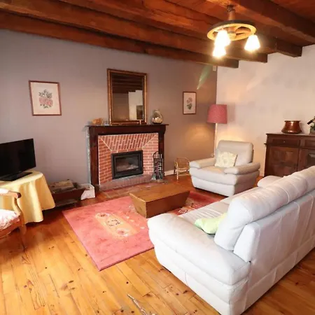 Maison De Caractere Avec Grand Jardin, Cheminee Et Activites Nature A Proximite - Fr-1-742-317 別荘
